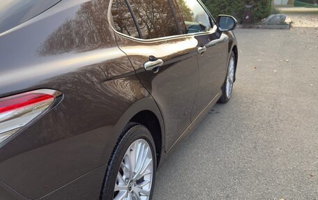 Toyota Camry, 2018 год, 2 510 000 рублей, 6 фотография