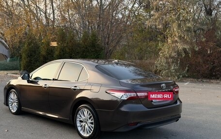 Toyota Camry, 2018 год, 2 510 000 рублей, 9 фотография