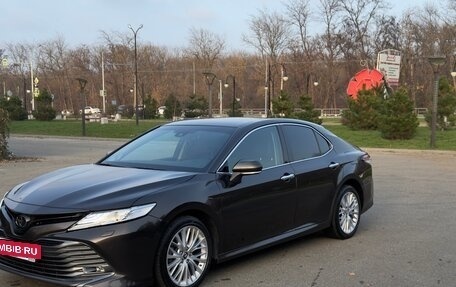 Toyota Camry, 2018 год, 2 510 000 рублей, 3 фотография