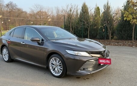 Toyota Camry, 2018 год, 2 510 000 рублей, 12 фотография
