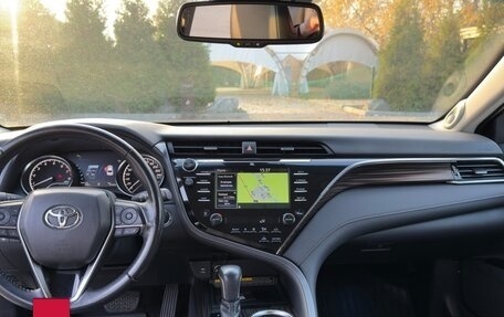 Toyota Camry, 2018 год, 2 510 000 рублей, 13 фотография