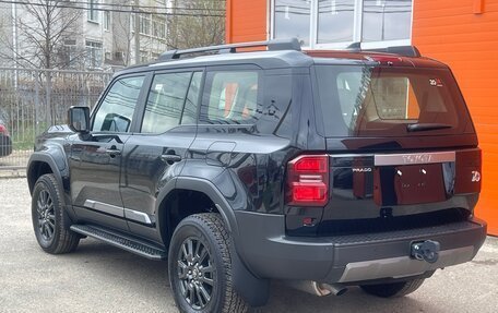 Toyota Land Cruiser Prado, 2024 год, 9 295 000 рублей, 8 фотография