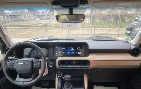 Toyota Land Cruiser Prado, 2024 год, 9 295 000 рублей, 10 фотография