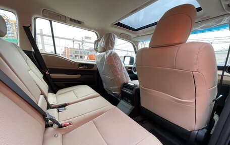 Toyota Land Cruiser Prado, 2024 год, 9 295 000 рублей, 29 фотография