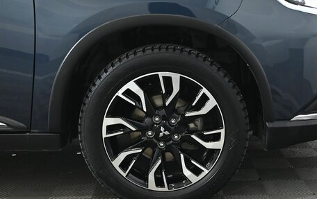 Mitsubishi Outlander III рестайлинг 3, 2021 год, 3 280 000 рублей, 13 фотография