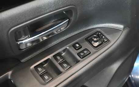 Mitsubishi Outlander III рестайлинг 3, 2021 год, 3 280 000 рублей, 16 фотография