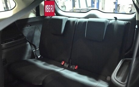 Mitsubishi Outlander III рестайлинг 3, 2021 год, 3 280 000 рублей, 20 фотография