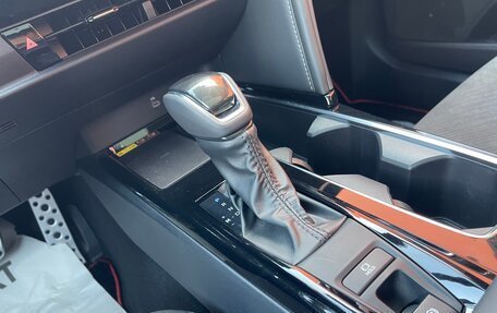 Toyota Camry, 2024 год, 4 195 000 рублей, 14 фотография