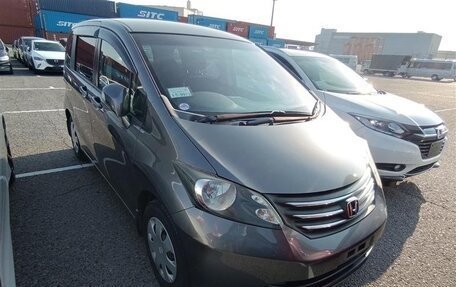 Honda Freed I, 2011 год, 690 000 рублей, 4 фотография