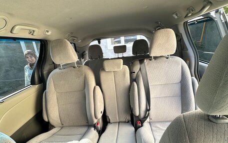 Toyota Sienna III, 2015 год, 2 100 000 рублей, 9 фотография