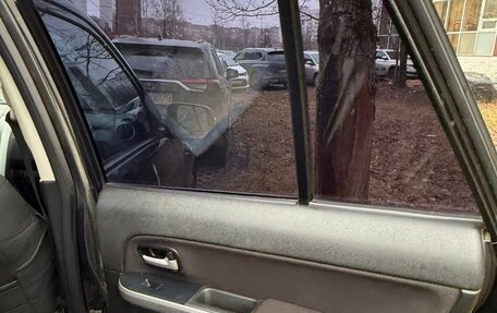 Suzuki Grand Vitara, 2011 год, 920 000 рублей, 21 фотография