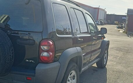 Jeep Cherokee, 2006 год, 950 000 рублей, 2 фотография