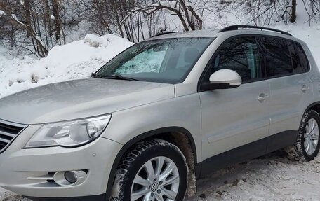 Volkswagen Tiguan I, 2010 год, 1 150 000 рублей, 2 фотография