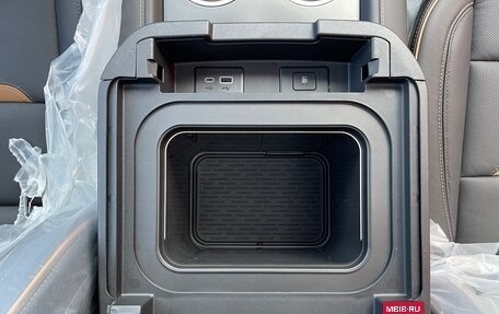 GMC Yukon IV, 2024 год, 13 695 000 рублей, 14 фотография