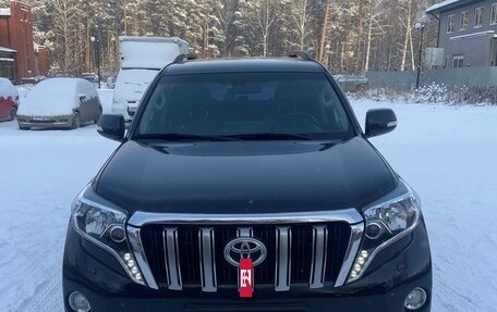 Toyota Land Cruiser Prado 150 рестайлинг 2, 2014 год, 3 200 000 рублей, 3 фотография