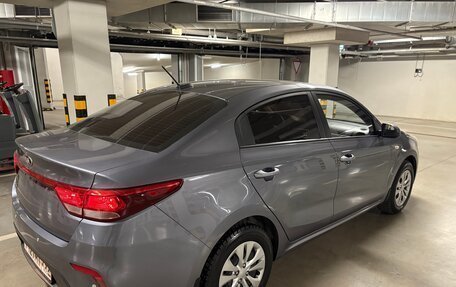 KIA Rio IV, 2018 год, 1 300 000 рублей, 7 фотография