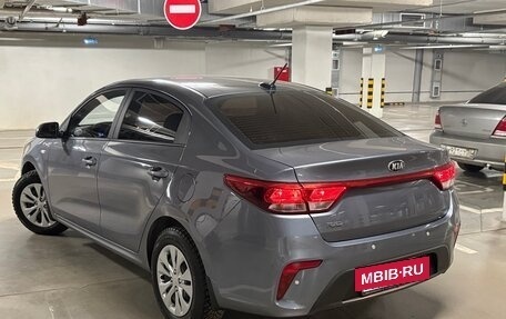 KIA Rio IV, 2018 год, 1 300 000 рублей, 3 фотография