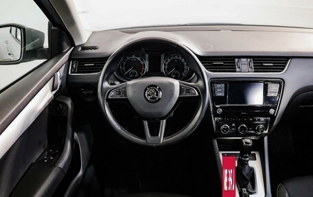 Skoda Octavia, 2020 год, 1 590 000 рублей, 11 фотография