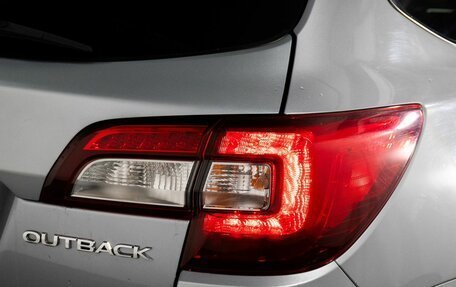 Subaru Outback IV рестайлинг, 2017 год, 2 550 000 рублей, 25 фотография