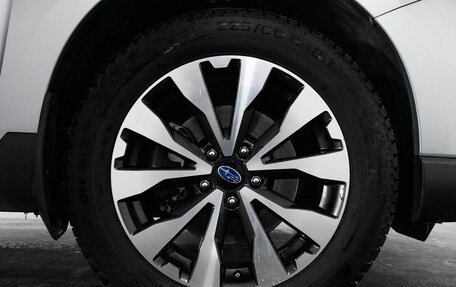 Subaru Outback IV рестайлинг, 2017 год, 2 550 000 рублей, 23 фотография