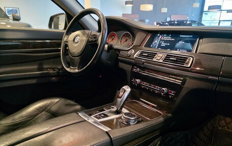 BMW 7 серия, 2015 год, 2 150 000 рублей, 29 фотография