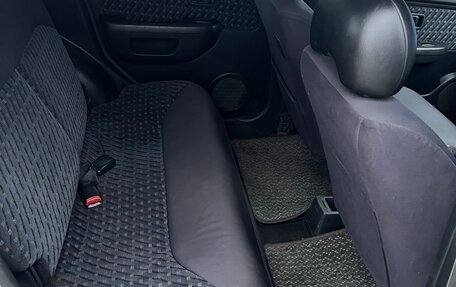 Nissan Cube II, 1998 год, 240 000 рублей, 10 фотография