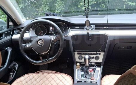 Volkswagen Passat B8 рестайлинг, 2015 год, 1 650 000 рублей, 7 фотография