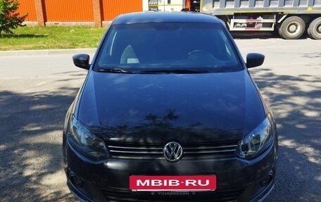 Volkswagen Polo VI (EU Market), 2014 год, 800 000 рублей, 3 фотография
