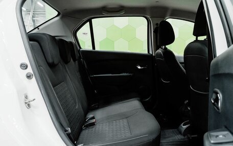 Renault Logan II, 2017 год, 750 000 рублей, 12 фотография