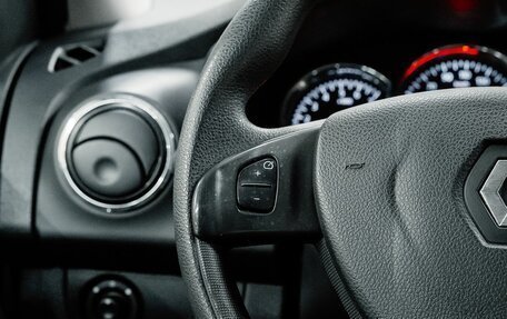 Renault Logan II, 2017 год, 750 000 рублей, 15 фотография