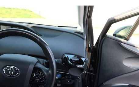 Toyota Prius IV XW50, 2020 год, 1 650 002 рублей, 16 фотография