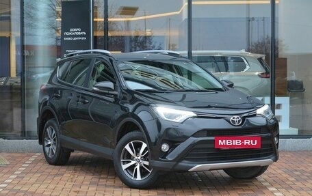 Toyota RAV4, 2015 год, 2 050 000 рублей, 3 фотография