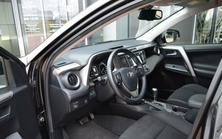 Toyota RAV4, 2015 год, 2 050 000 рублей, 12 фотография