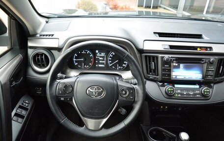 Toyota RAV4, 2015 год, 2 050 000 рублей, 19 фотография