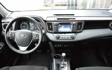 Toyota RAV4, 2015 год, 2 050 000 рублей, 17 фотография