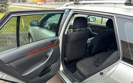 Toyota Avensis III рестайлинг, 2006 год, 850 000 рублей, 6 фотография