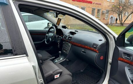 Toyota Avensis III рестайлинг, 2006 год, 850 000 рублей, 7 фотография