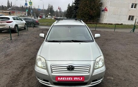 Toyota Avensis III рестайлинг, 2006 год, 850 000 рублей, 2 фотография