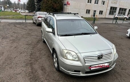 Toyota Avensis III рестайлинг, 2006 год, 850 000 рублей, 3 фотография
