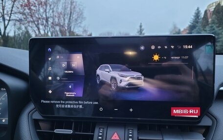 Toyota RAV4, 2025 год, 3 950 000 рублей, 13 фотография