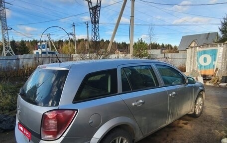 Opel Astra H, 2011 год, 850 000 рублей, 1 фотография