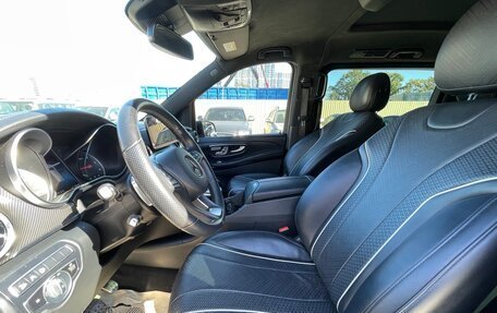 Mercedes-Benz V-Класс, 2021 год, 7 095 000 рублей, 25 фотография