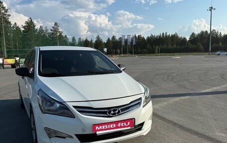 Hyundai Solaris II рестайлинг, 2014 год, 900 000 рублей, 2 фотография