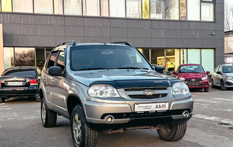 Chevrolet Niva I рестайлинг, 2012 год, 572 111 рублей, 2 фотография