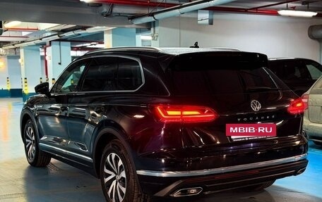 Volkswagen Touareg III, 2018 год, 5 000 000 рублей, 4 фотография