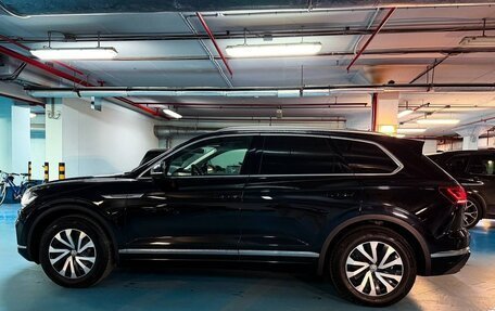 Volkswagen Touareg III, 2018 год, 5 000 000 рублей, 7 фотография