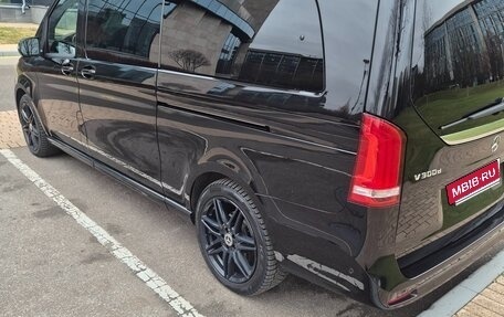Mercedes-Benz V-Класс, 2023 год, 12 000 000 рублей, 4 фотография