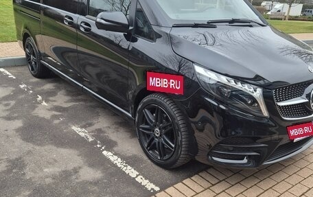 Mercedes-Benz V-Класс, 2023 год, 12 000 000 рублей, 5 фотография