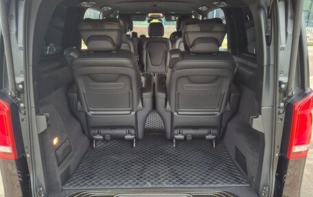 Mercedes-Benz V-Класс, 2023 год, 12 000 000 рублей, 18 фотография