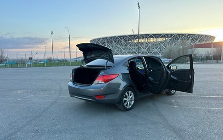 Hyundai Solaris II рестайлинг, 2012 год, 750 000 рублей, 20 фотография